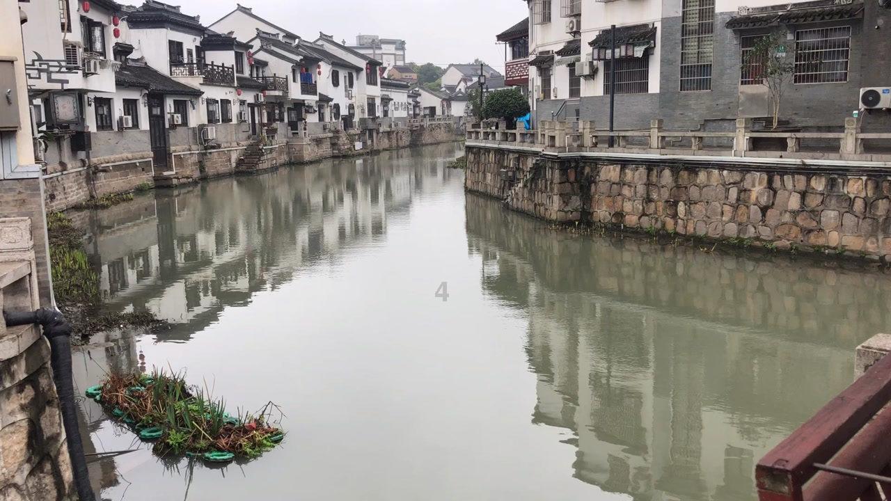 卡通红色汽车拼图